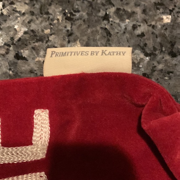 2 velveteen wine gift bags - Picture 3 of 4